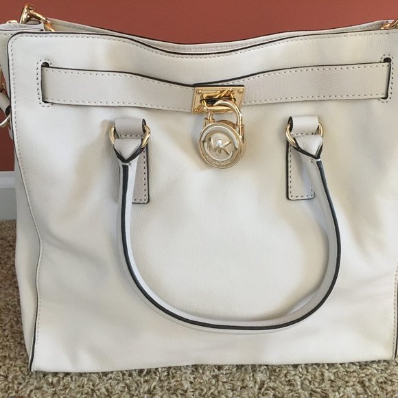 Michael Kors Hamilton Large Tote - Picture 3 of 6